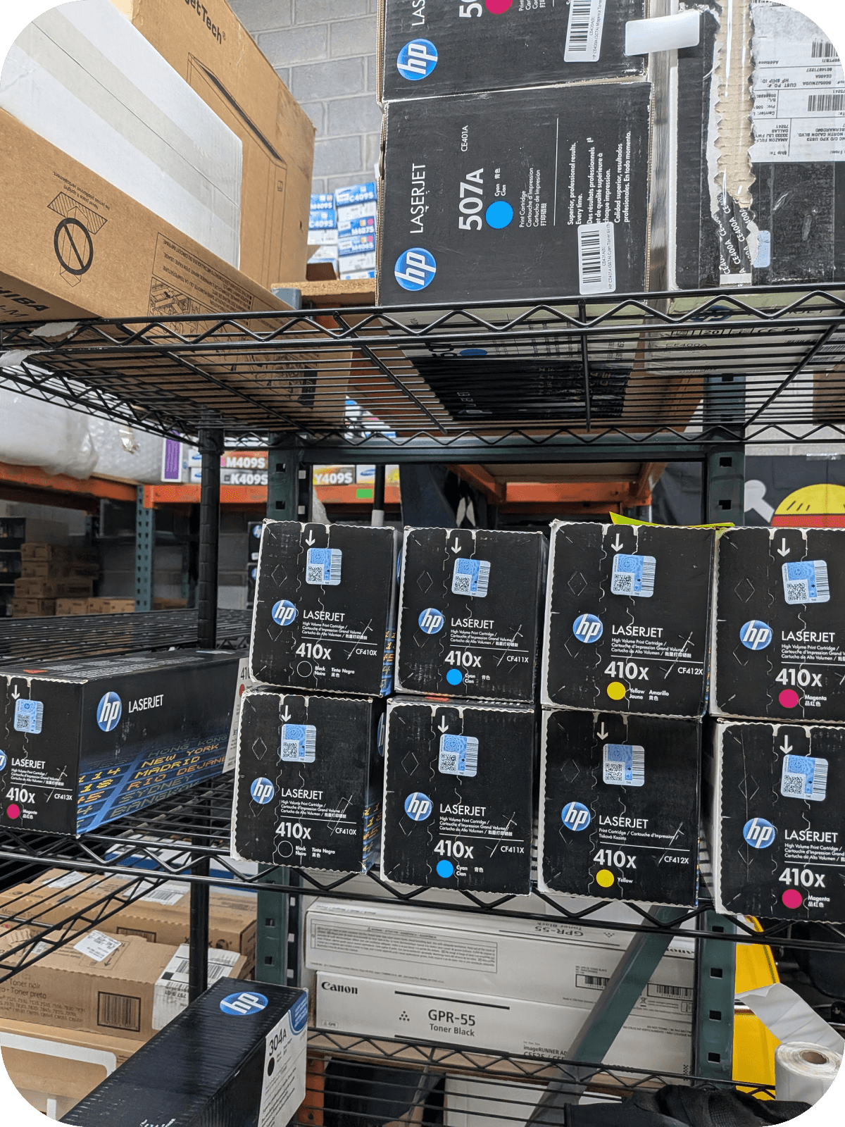 How to safely remove the wrong ink cartridge from a printer